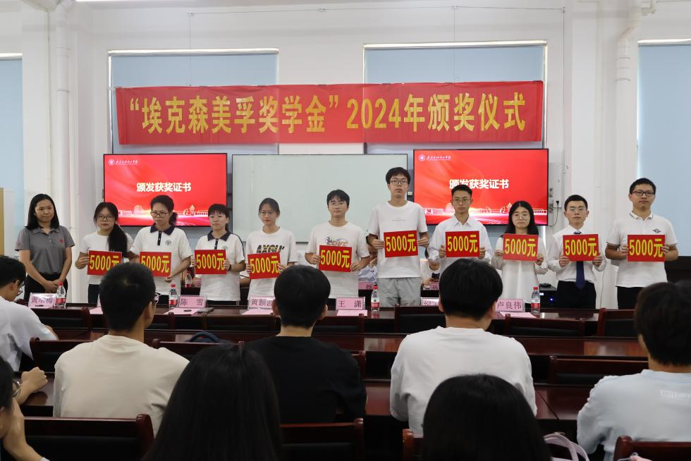 1472E4C9074CB2CD15C7B1FB711_ECFD57FA_92CDD