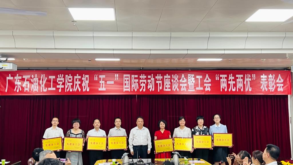 E25AC578CC153349CB277752436_6CE11572_15387 E25AC578CC153349CB277752436_6CE11572_15387