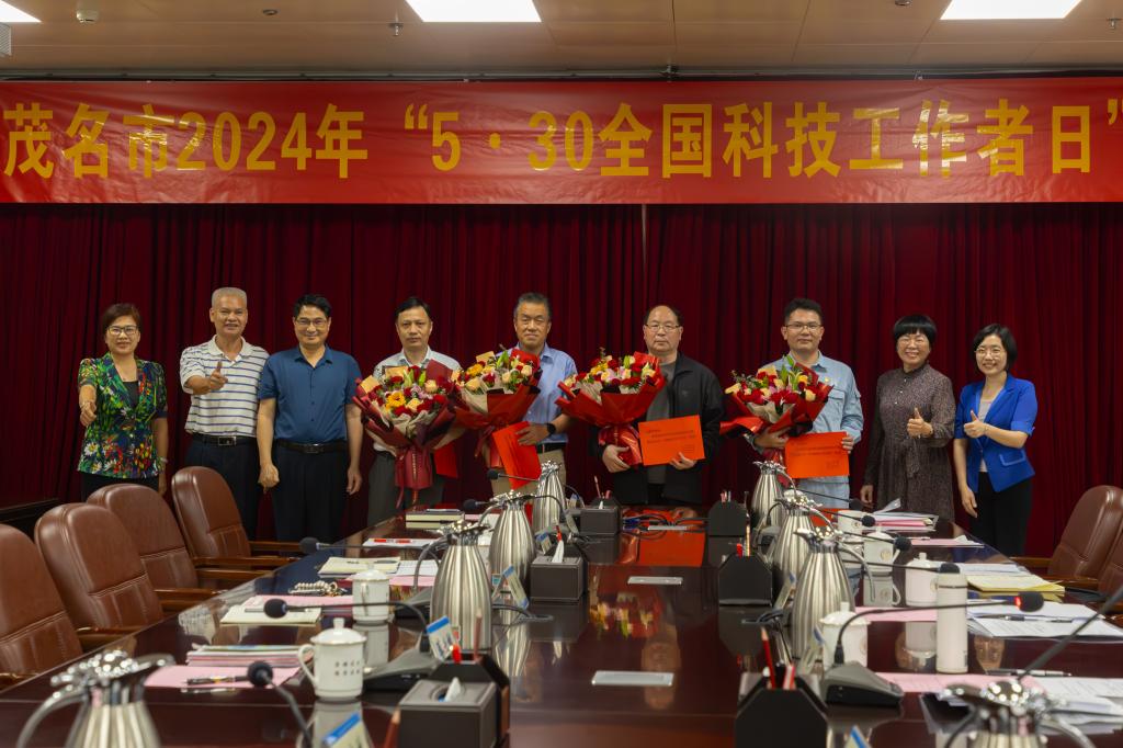 3B2196D4CF2D78F88B654612012_4DDC8E0F_19970 3B2196D4CF2D78F88B654612012_4DDC8E0F_19970