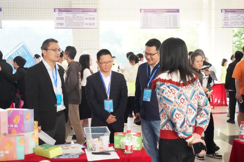 5F7CA8E10E3AB3860D516A211E1_8028FB54_18D79