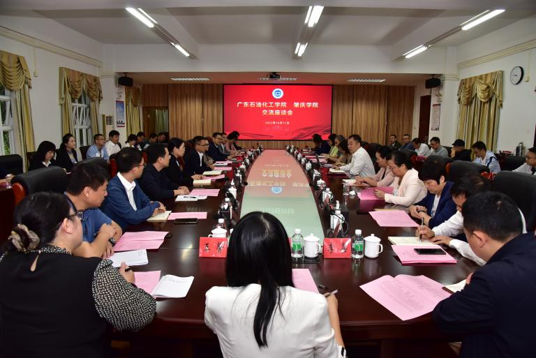 BD6DB1D6F2B1A4C24D3DB39E991_78F39EE7_7ED75