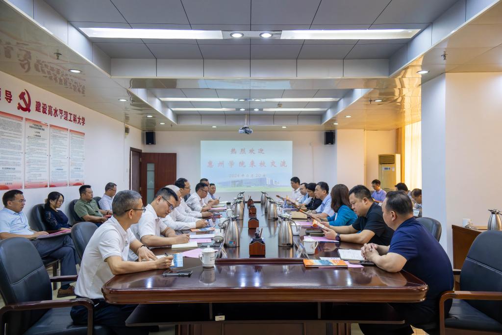 CD9B683E5BA230F91B2DAB2EFF9_91D31727_17A95 CD9B683E5BA230F91B2DAB2EFF9_91D31727_17A95