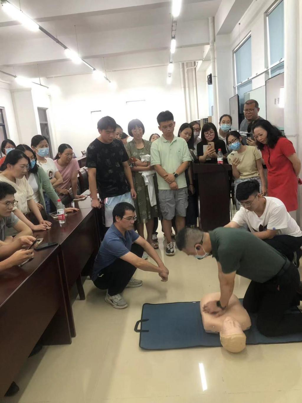 36B6D83781E5A15E72D58C0F941_8AA2957A_1DF54