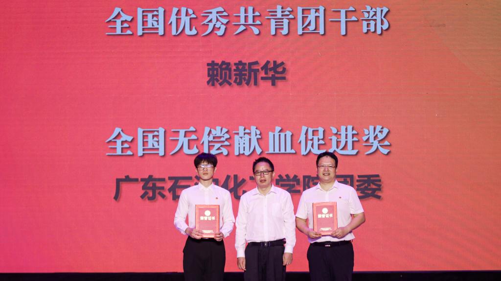 E31C5BDEB48AD5D0F76B115D7B5_E89F9164_1014C