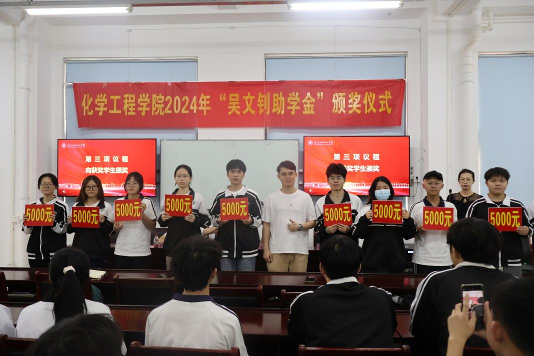 D944F1294B06DD293533CBA6781_7474E6A6_A6779