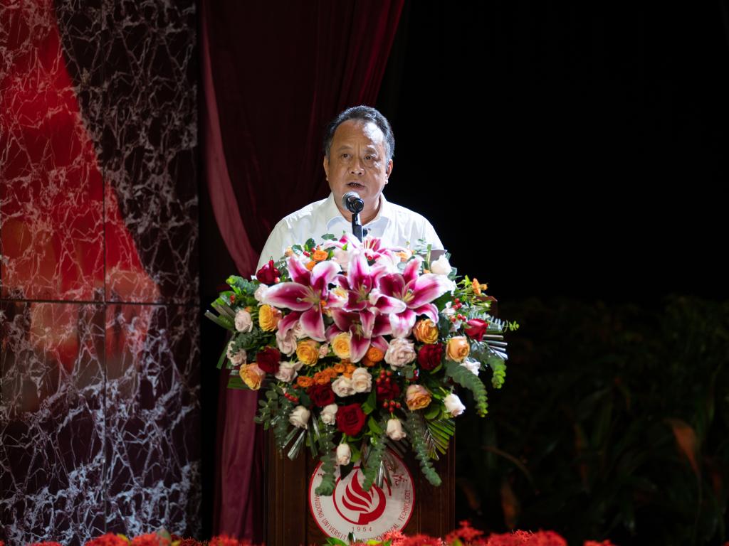 71857A12D6E1C71249077112DB6_187343D3_16EBE