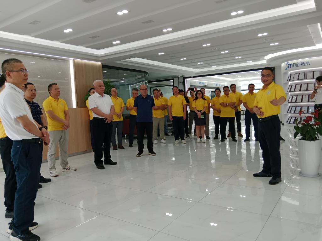 83A07373E20F6C785D958ED572F_15D2FA7E_15F7F