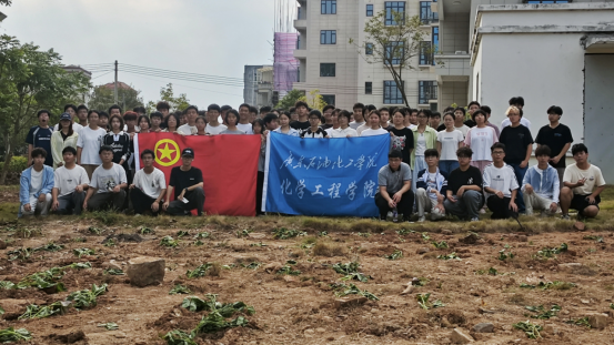 EFA2D55EB1888CC3536074EA5F1_CB3679CE_A8520