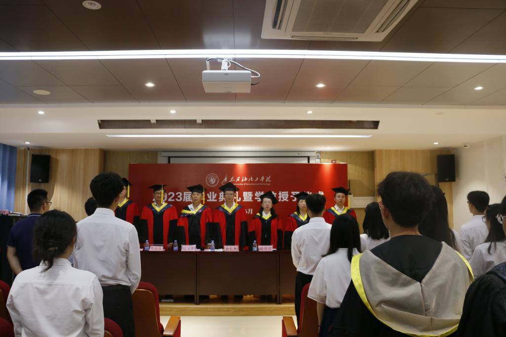 7356D00CAECACB765449C433F5F_13B52E49_11CEF 7356D00CAECACB765449C433F5F_13B52E49_11CEF