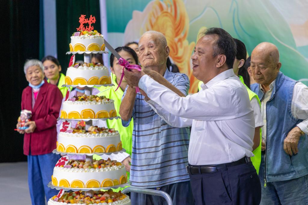 AD71A04C1771D3F11B7F0FC9099_A75309D9_19188