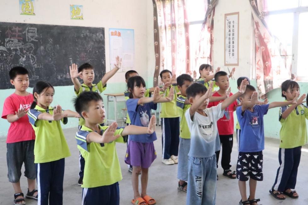 D09EEDCC22BBDA04B6B584F733D_A1E73BFB_152BD D09EEDCC22BBDA04B6B584F733D_A1E73BFB_152BD