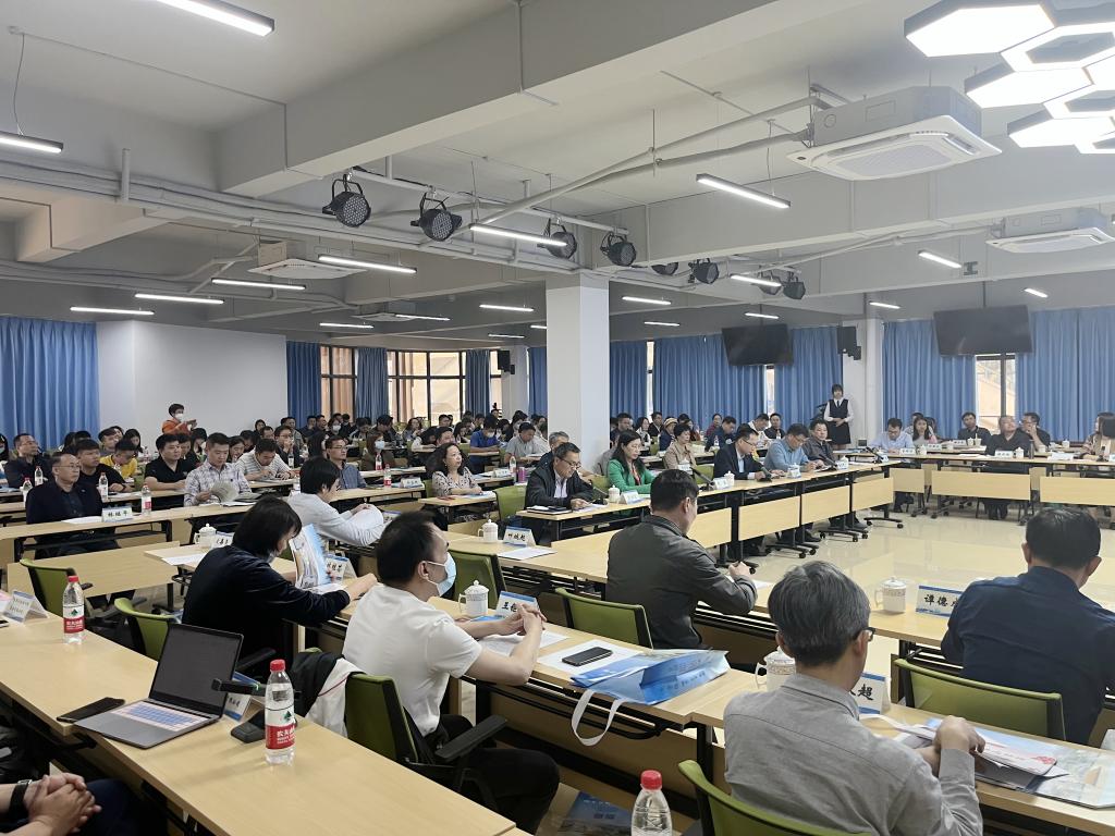 65463D4A440C3539DC3DCC23CBC_8F7FD130_200C6