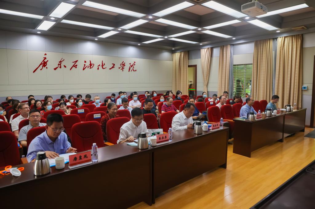 137E97ECCE65F3530433D0FC6F6_D82A92DB_17616