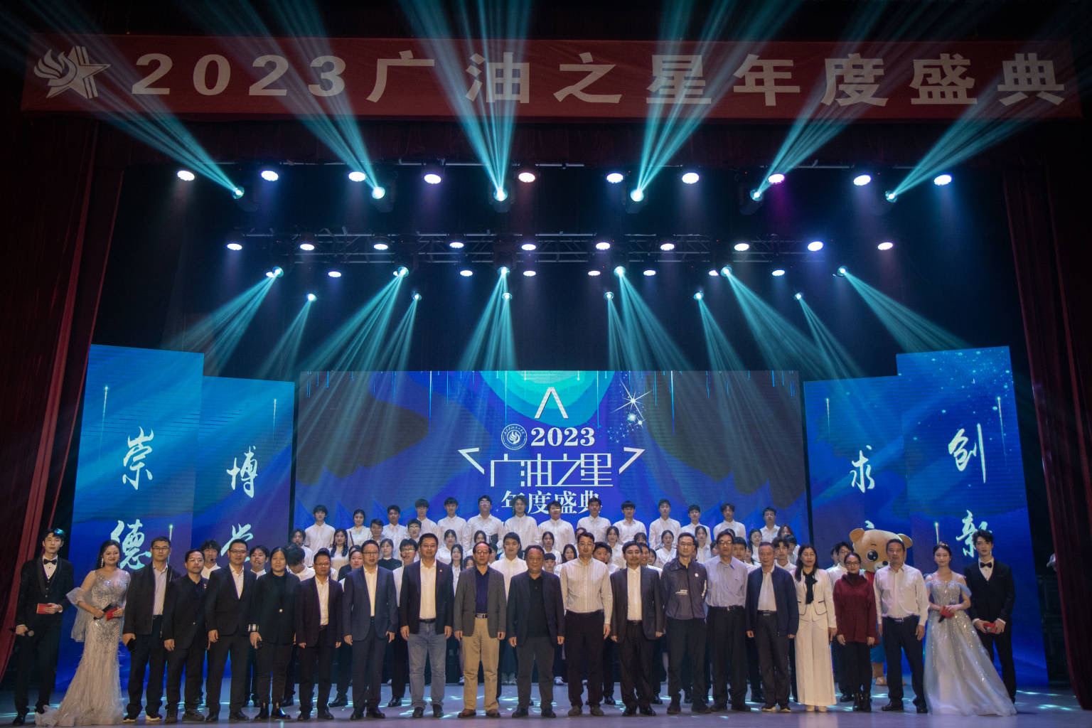 4DD25543AECEB780120E2D856E8_9FEAAC5C_598C5