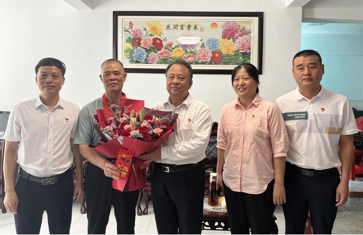 C3901D3F3E8C2F7BA29A997B658_3DE2C132_850BB