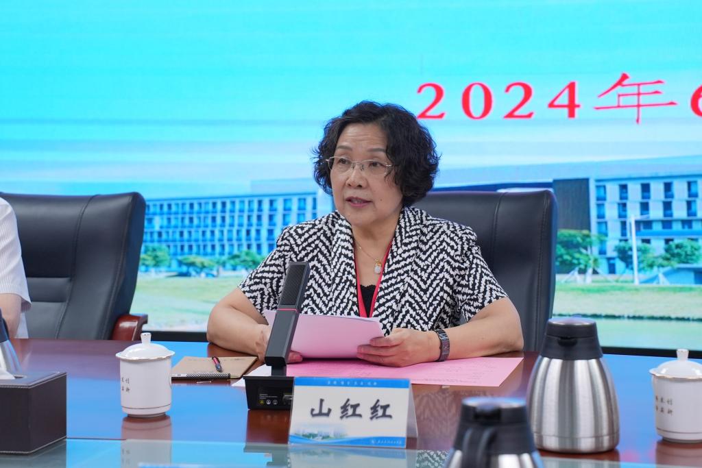 530409B19A1DC47CDDAAFC1B526_0F5EB292_14DB9