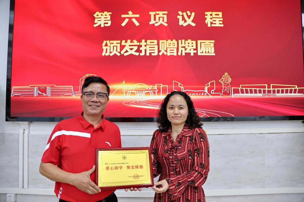 4AA1B82AC668BBE2EB23A517413_4446ACAB_15C52