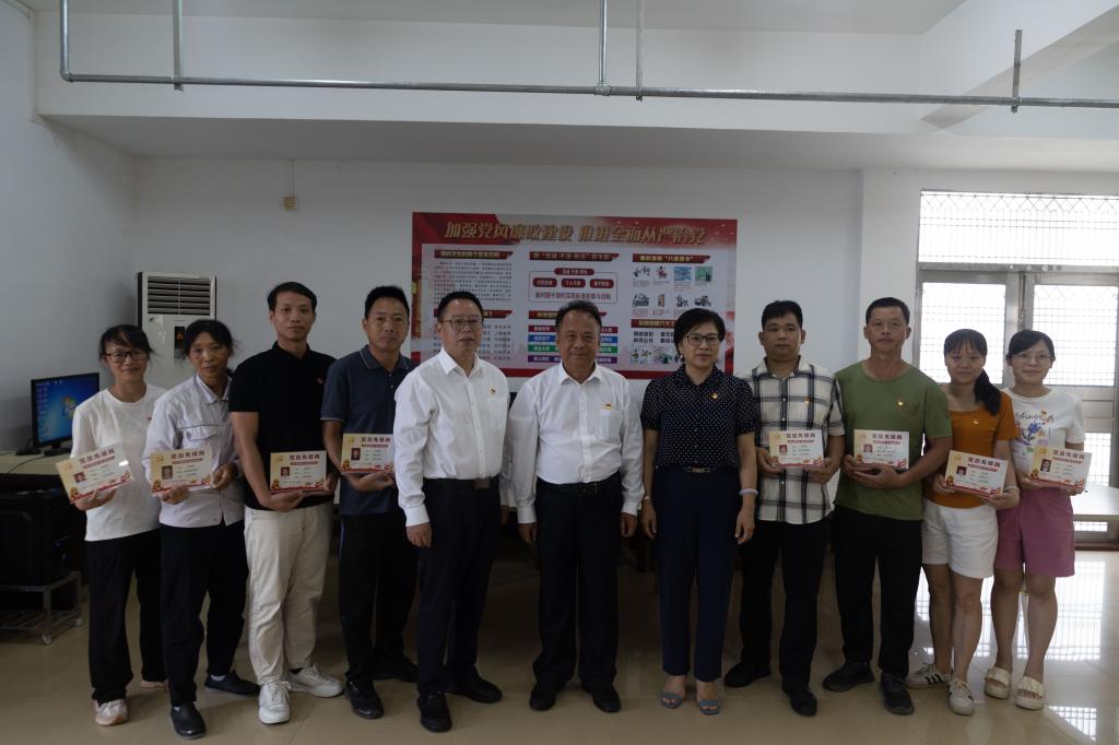 640912DE4A50728C7B4995A69E6_21F0ED2C_124CF