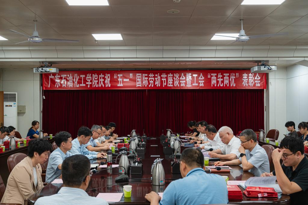 4126FAADD2C1359F13B6E0E7868_C825C213_19E72 4126FAADD2C1359F13B6E0E7868_C825C213_19E72